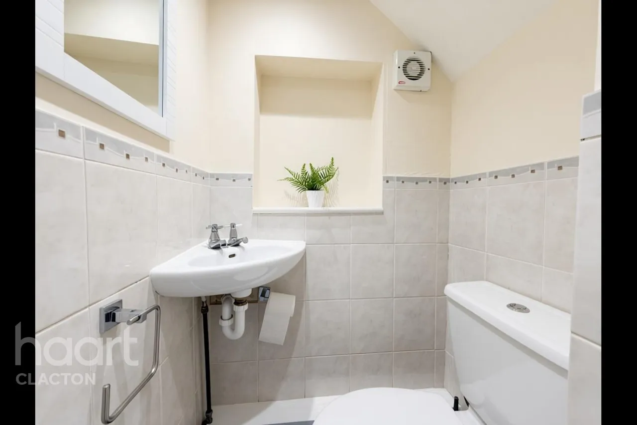 Knox Road, Clacton-On-Sea, CO15, photo 5