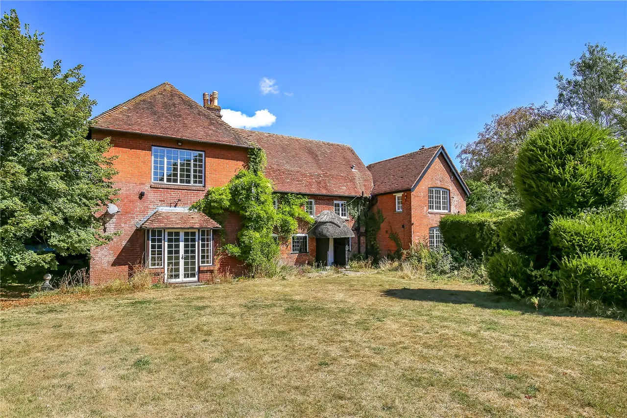Wick Lane, Downton, Salisbury, Wiltshire, SP5 3NH, photo 15