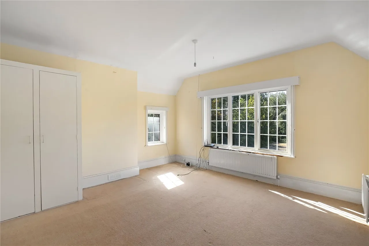 Wick Lane, Downton, Salisbury, Wiltshire, SP5 3NH, photo 8