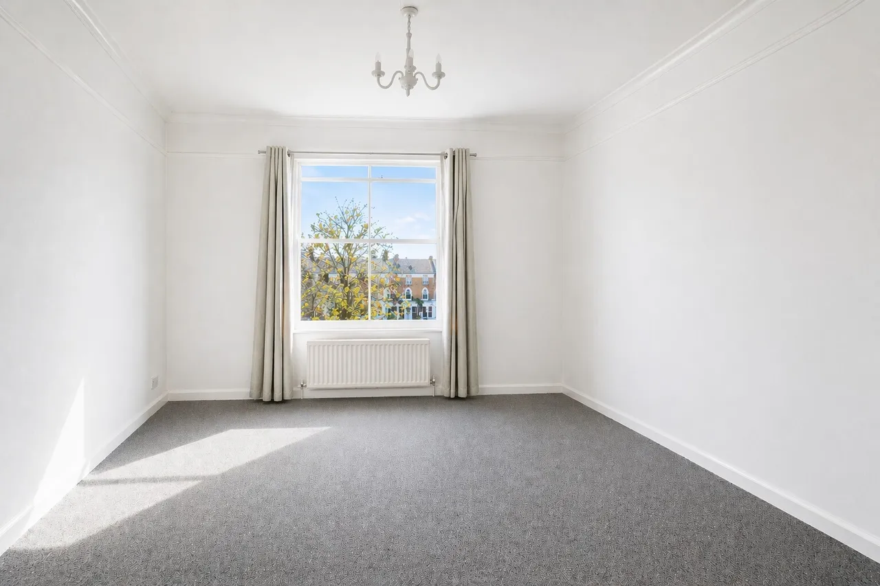 Offerton Road, London, SW4, photo 2