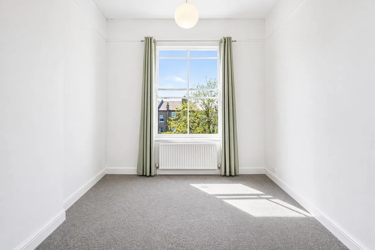 Offerton Road, London, SW4, photo 5