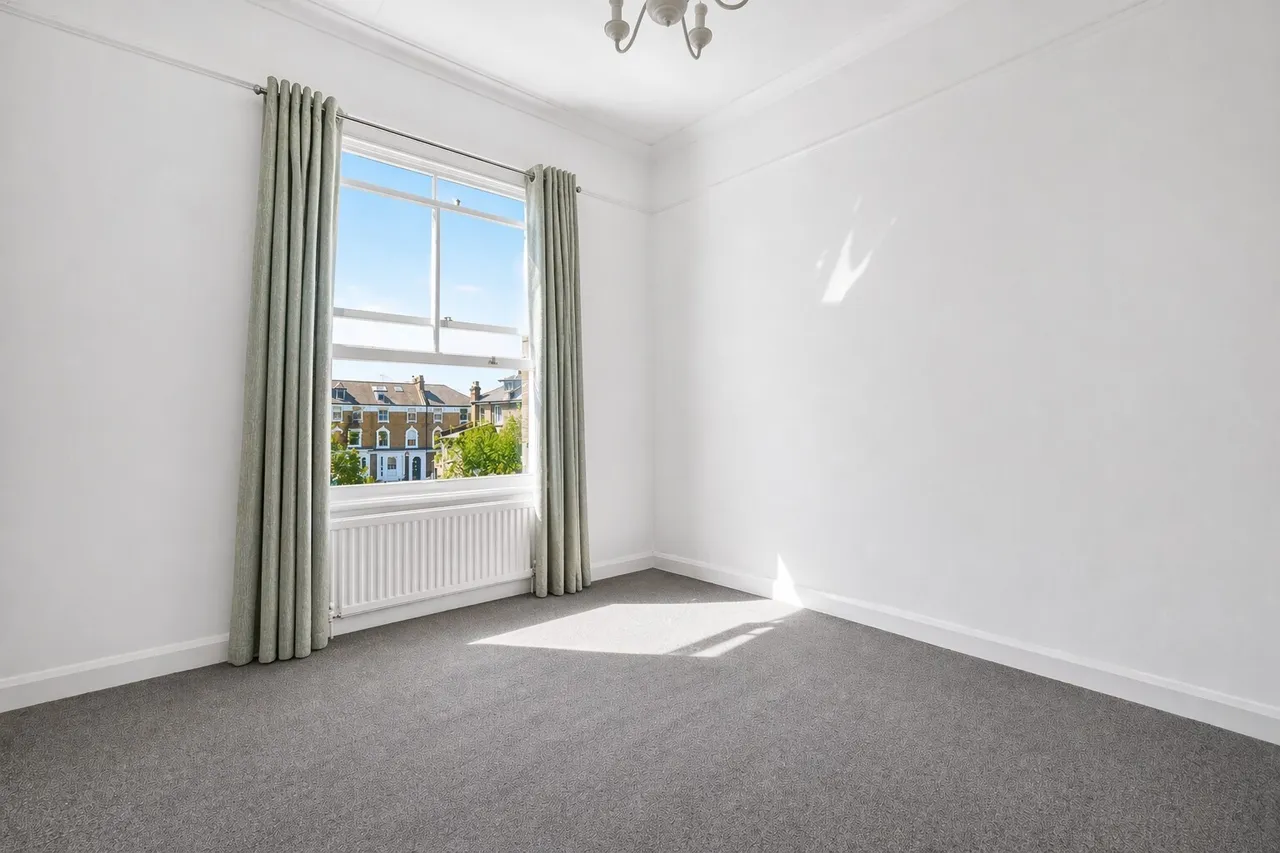 Offerton Road, London, SW4, photo 8
