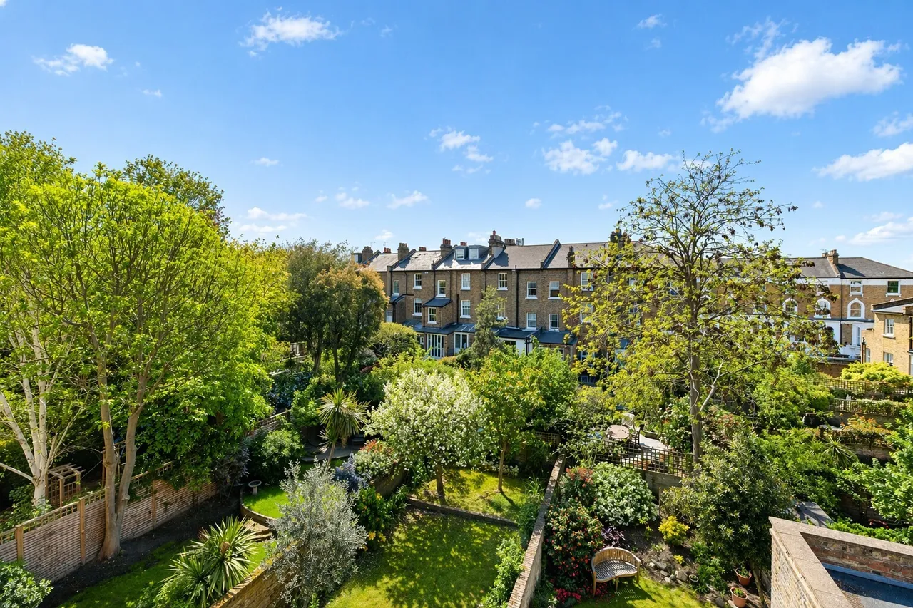 Offerton Road, London, SW4, photo 3