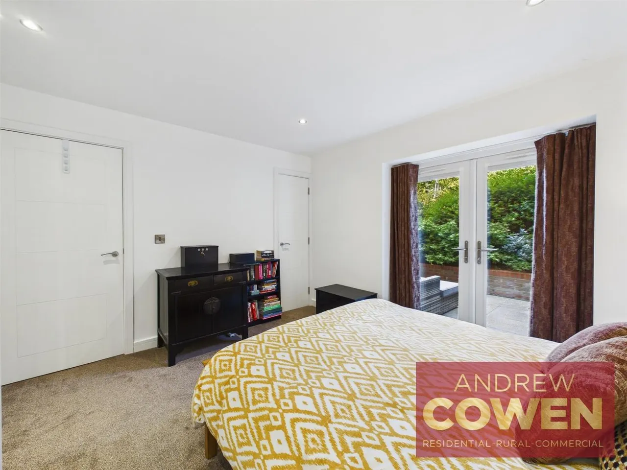 48 Holbeck Hill, Scarborough YO11 3HT, photo 17