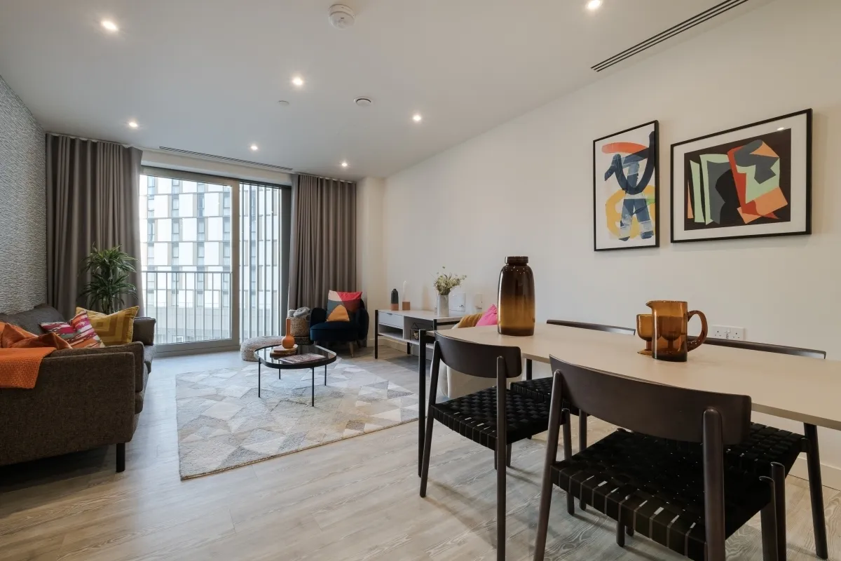 2 bed flat to rent — Coppermaker Square 3 Cherry Park Lane...
