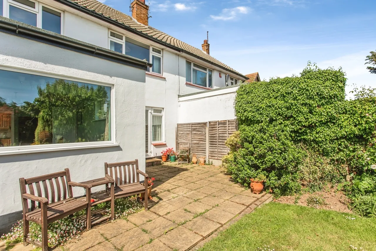 Vaughan Avenue, Southend-on-Sea, Essex, SS2, photo 19