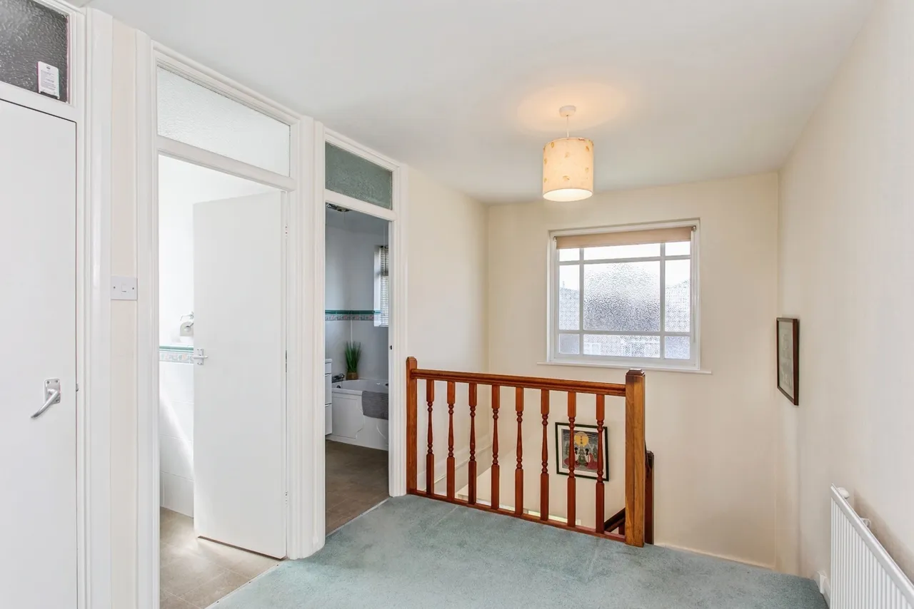 Vaughan Avenue, Southend-on-Sea, Essex, SS2, photo 17