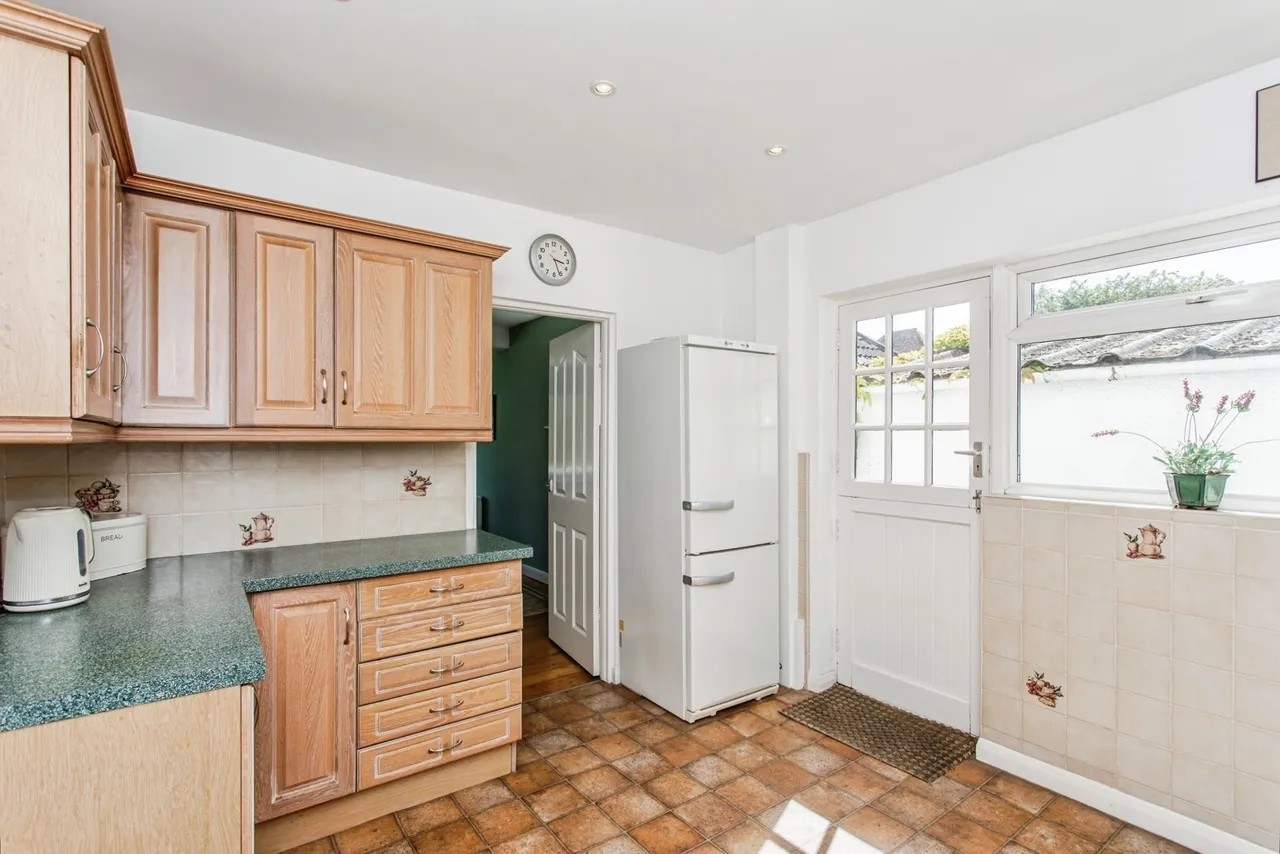 Vaughan Avenue, Southend-on-Sea, Essex, SS2, photo 5