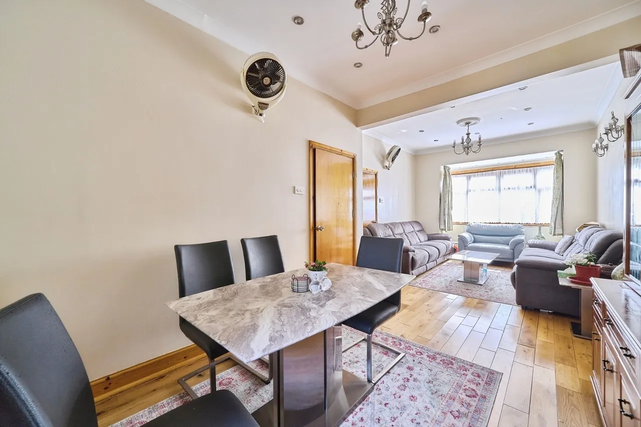 Michael Road, Leytonstone, London, E11, photo 5