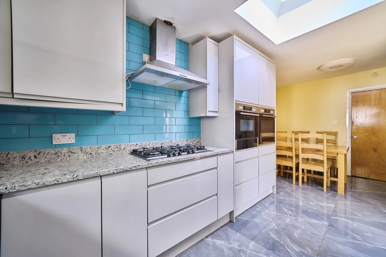 Michael Road, Leytonstone, London, E11, photo 8