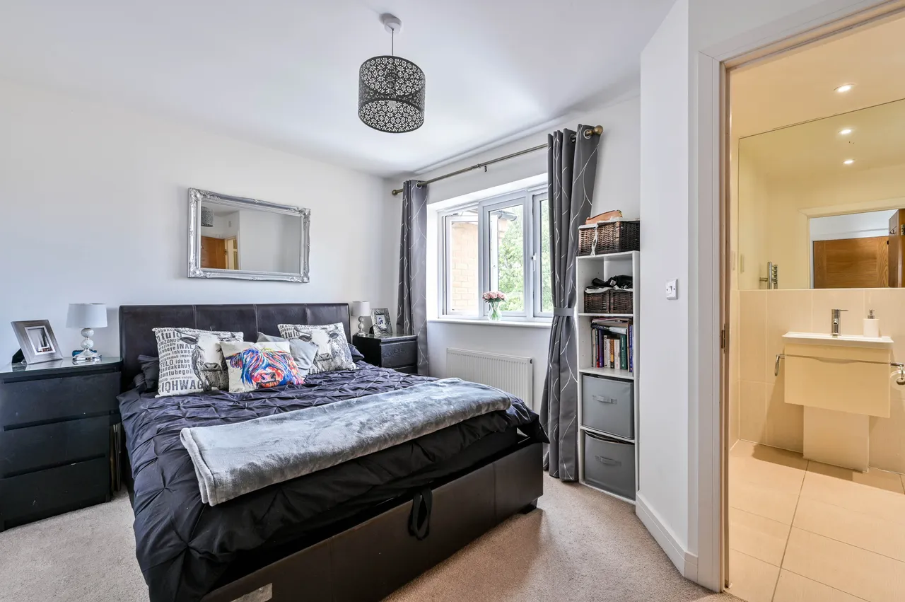 3 Jacobs Green, Guildford, photo 10