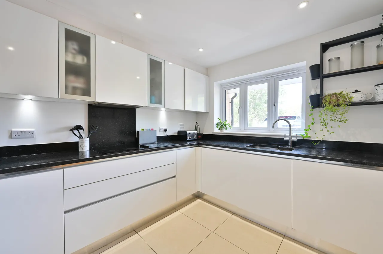 3 Jacobs Green, Guildford, photo 3