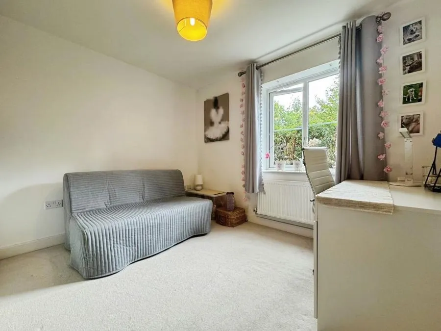 Carolina Drive, High Wycombe, HP11, photo 9