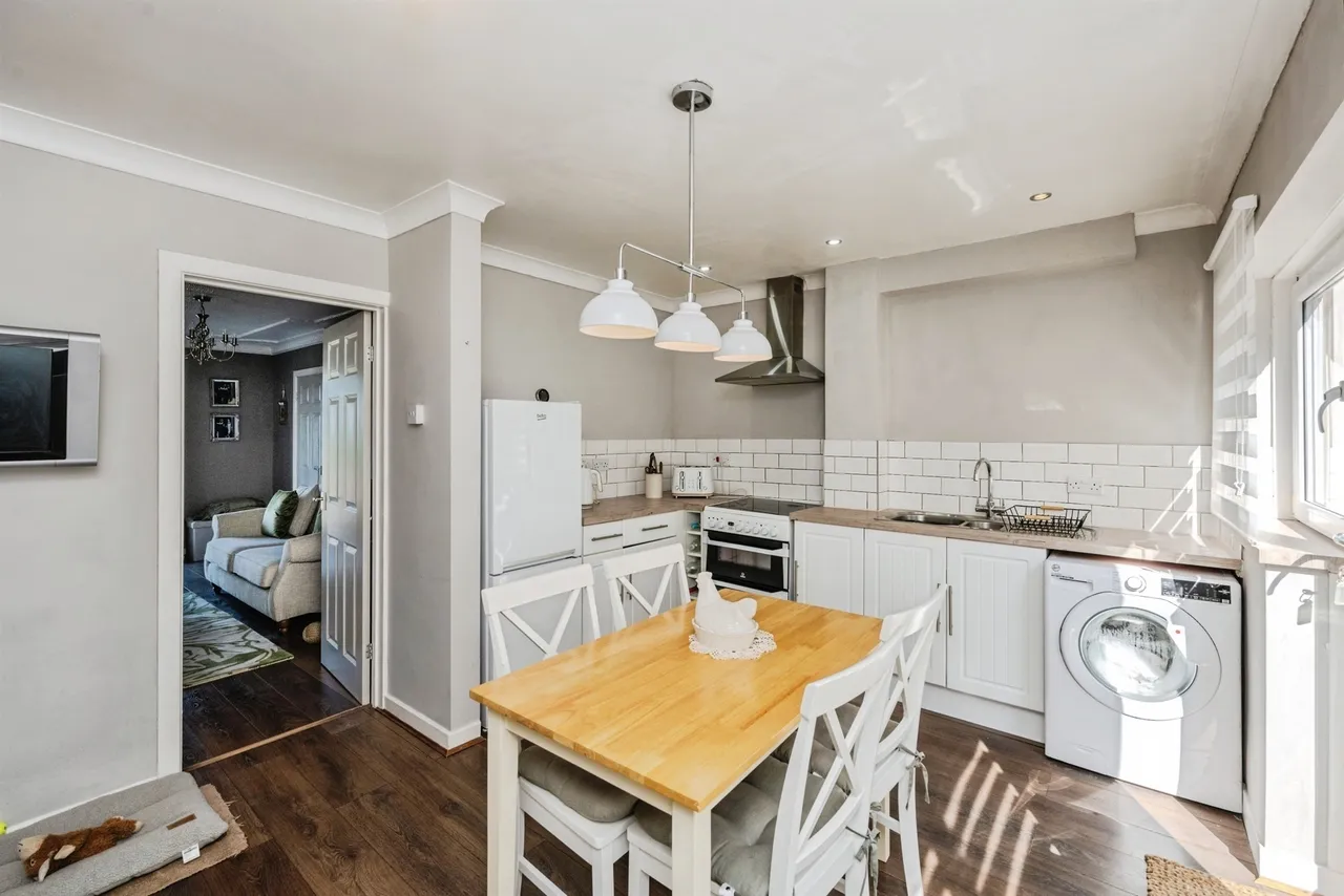 Wells Close, Port Talbot, SA12, photo 8