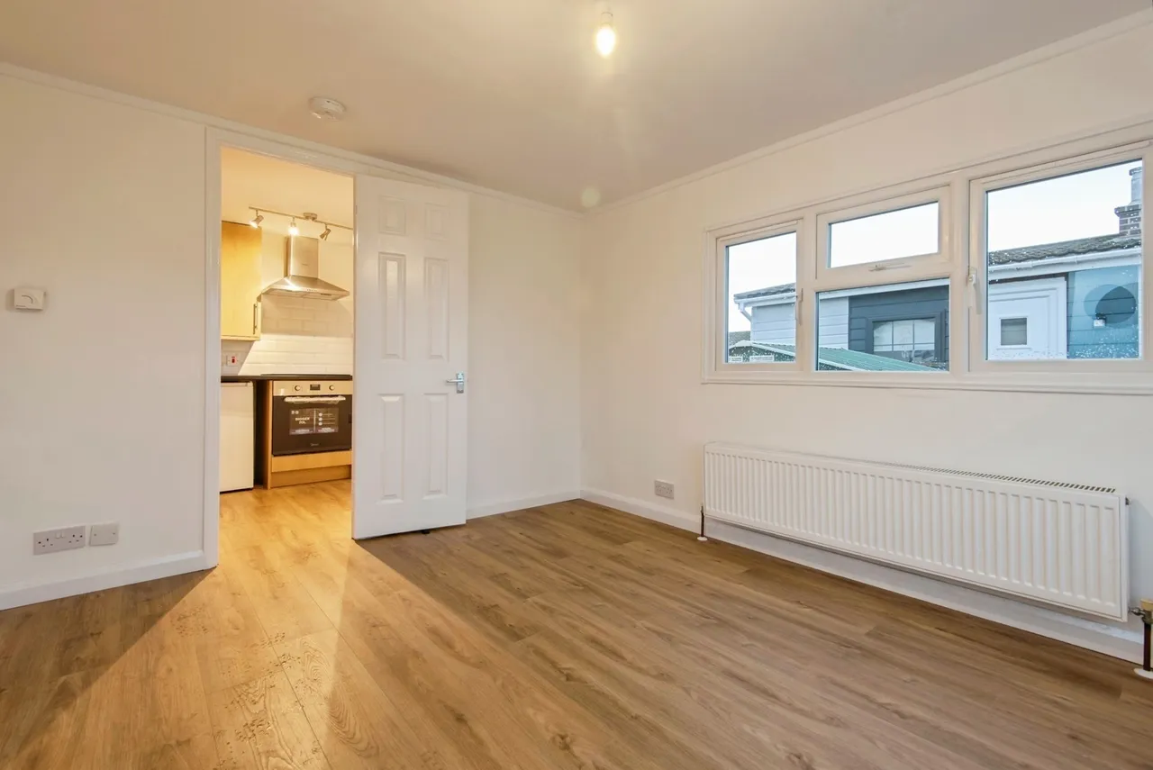 Three Star Park, Bedford Road, Lower Stondon, Henlow, SG16, photo 29