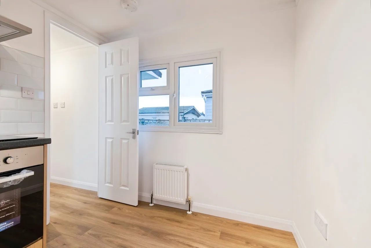 Three Star Park, Bedford Road, Lower Stondon, Henlow, SG16, photo 21