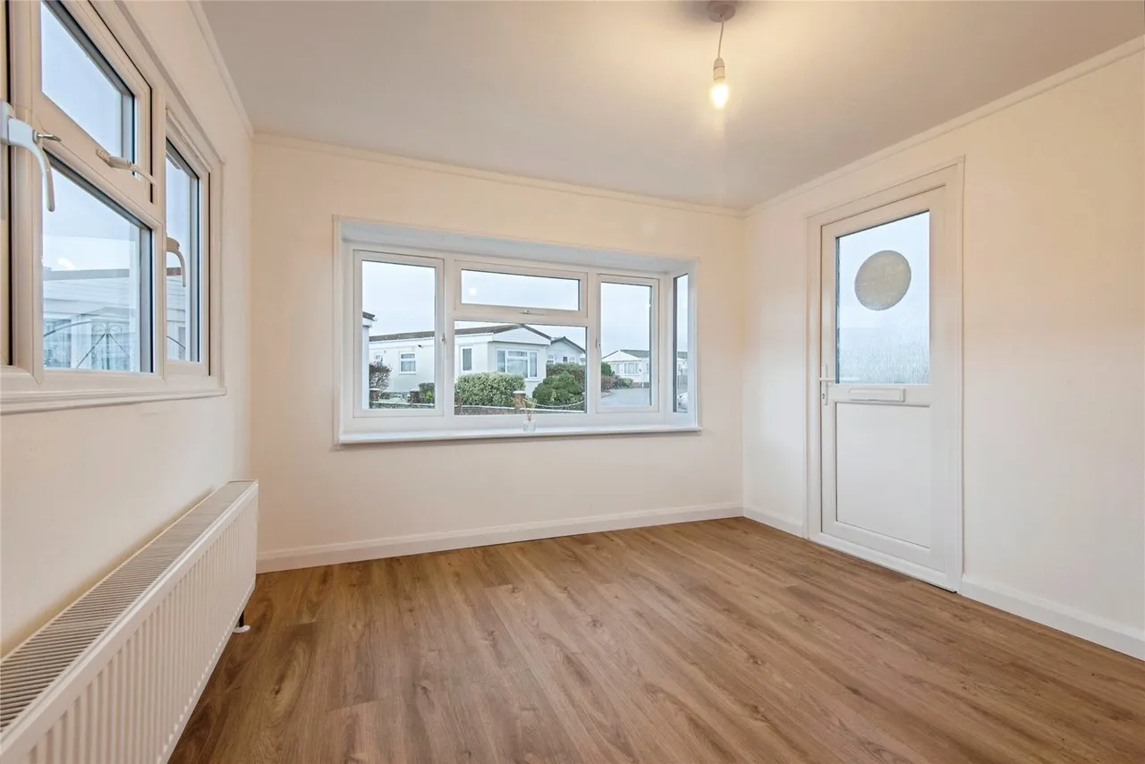 Three Star Park, Bedford Road, Lower Stondon, Henlow, SG16, photo 5