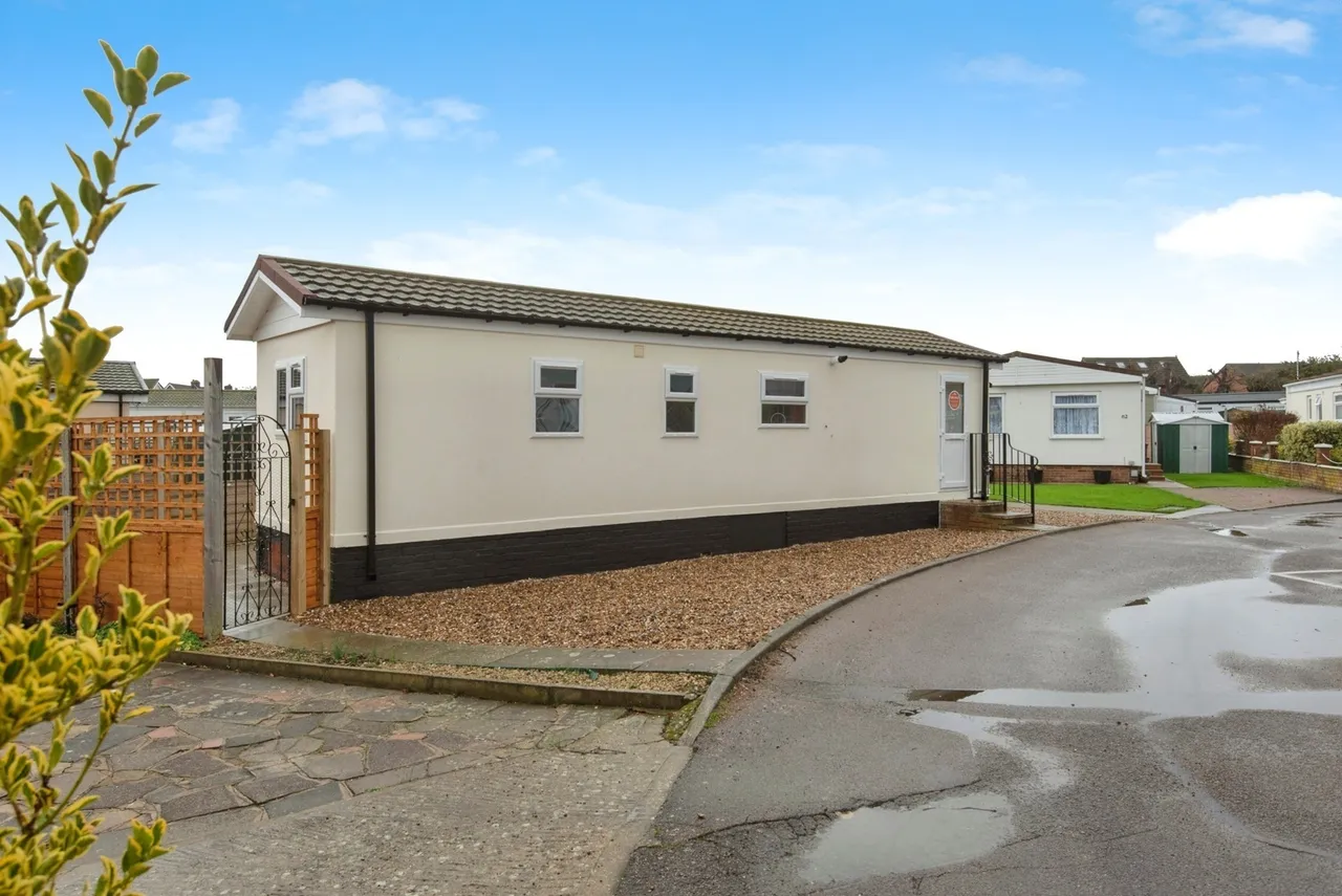 Three Star Park, Bedford Road, Lower Stondon, Henlow, SG16, photo 19