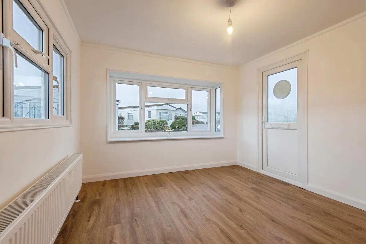 Three Star Park, Bedford Road, Lower Stondon, Henlow, SG16, photo 27