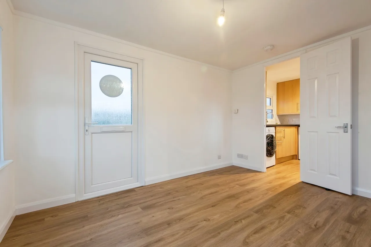 Three Star Park, Bedford Road, Lower Stondon, Henlow, SG16, photo 30