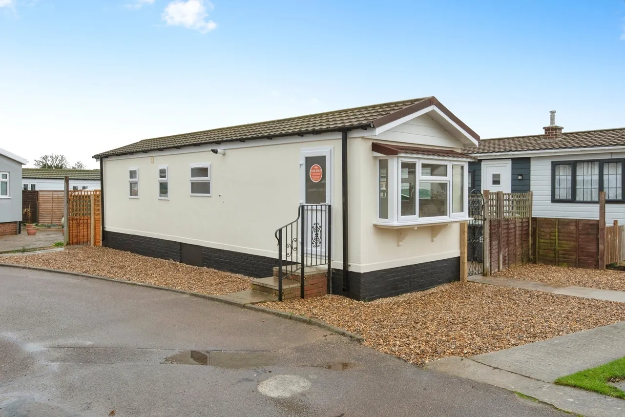 Three Star Park, Bedford Road, Lower Stondon, Henlow, SG16, photo 23