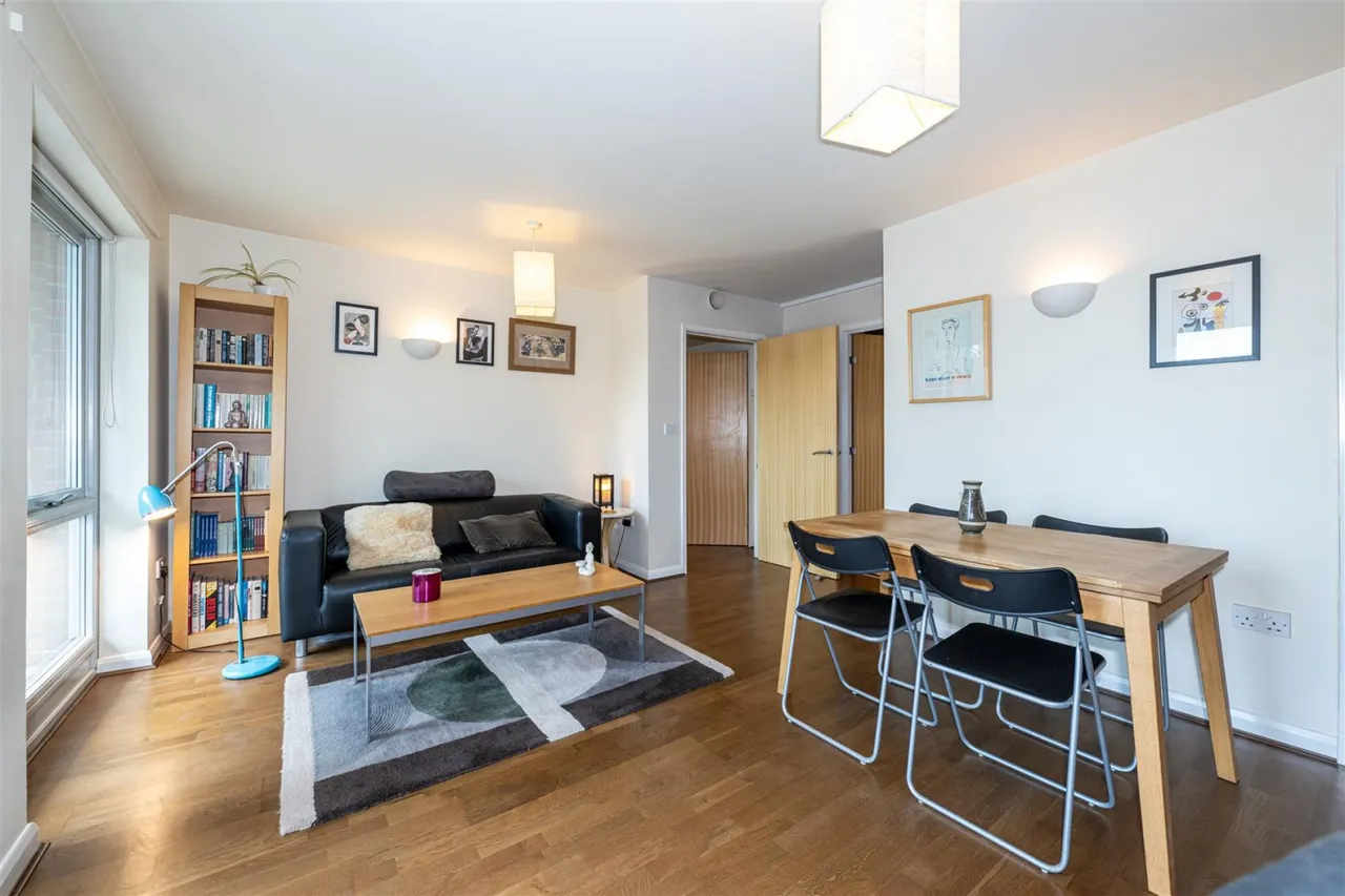 Joslings Close, Shepherds Bush, W12, photo 2