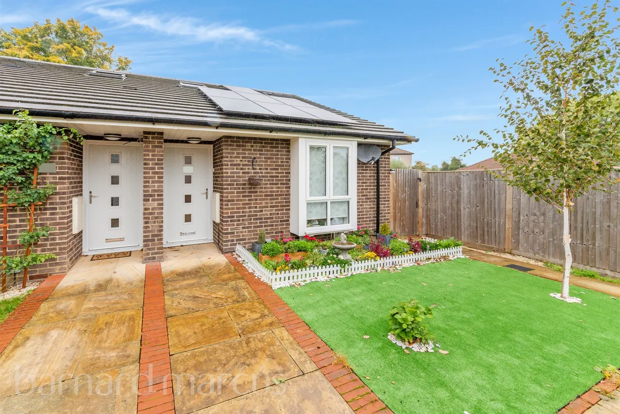 Southwood Close, Worcester Park, photo 12