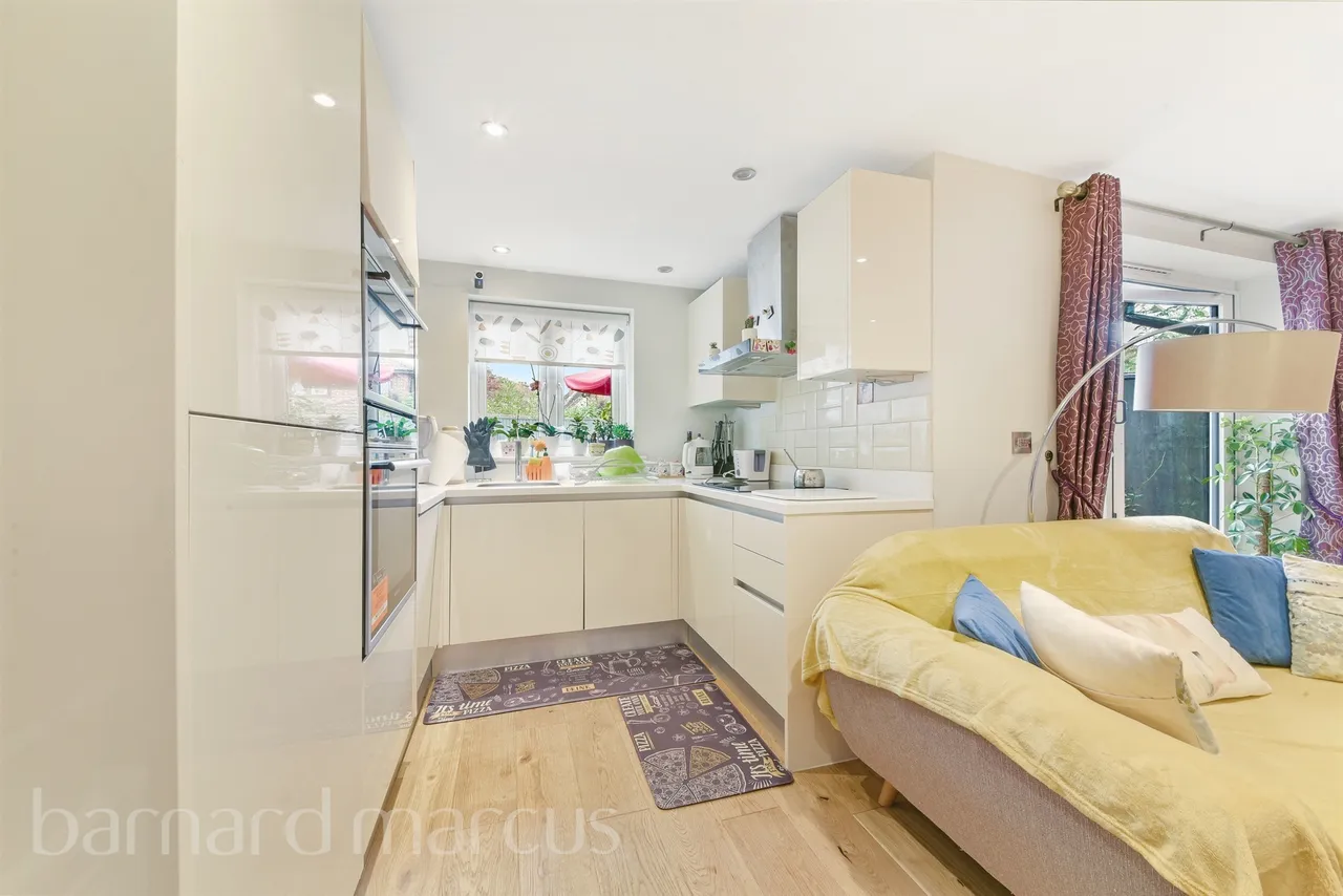 Southwood Close, Worcester Park, photo 4