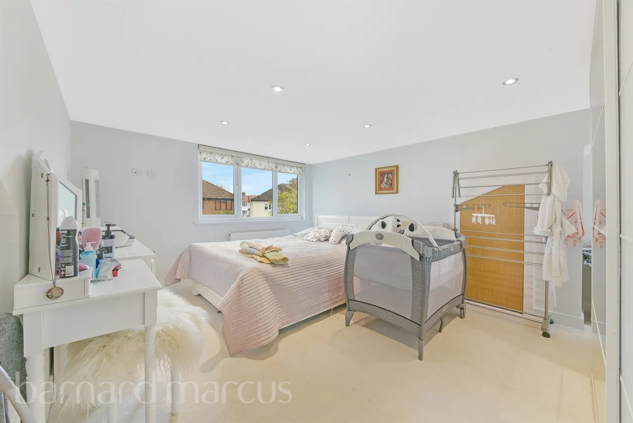 Southwood Close, Worcester Park, photo 5