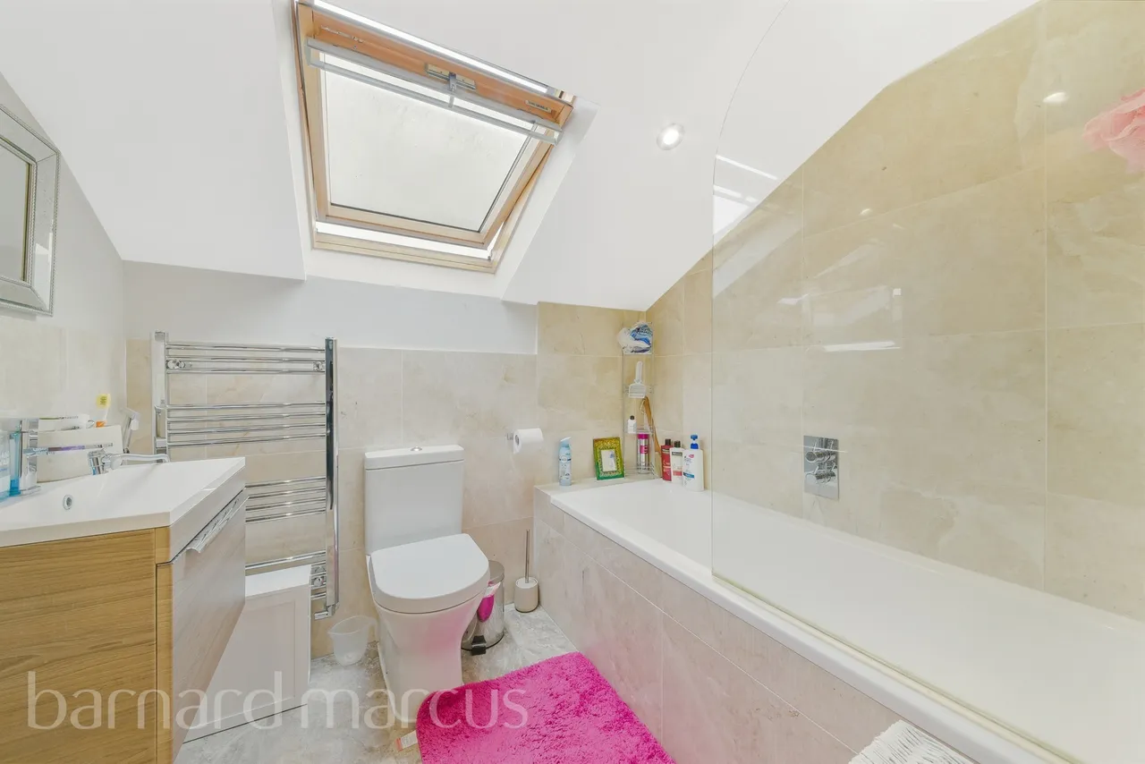 Southwood Close, Worcester Park, photo 7