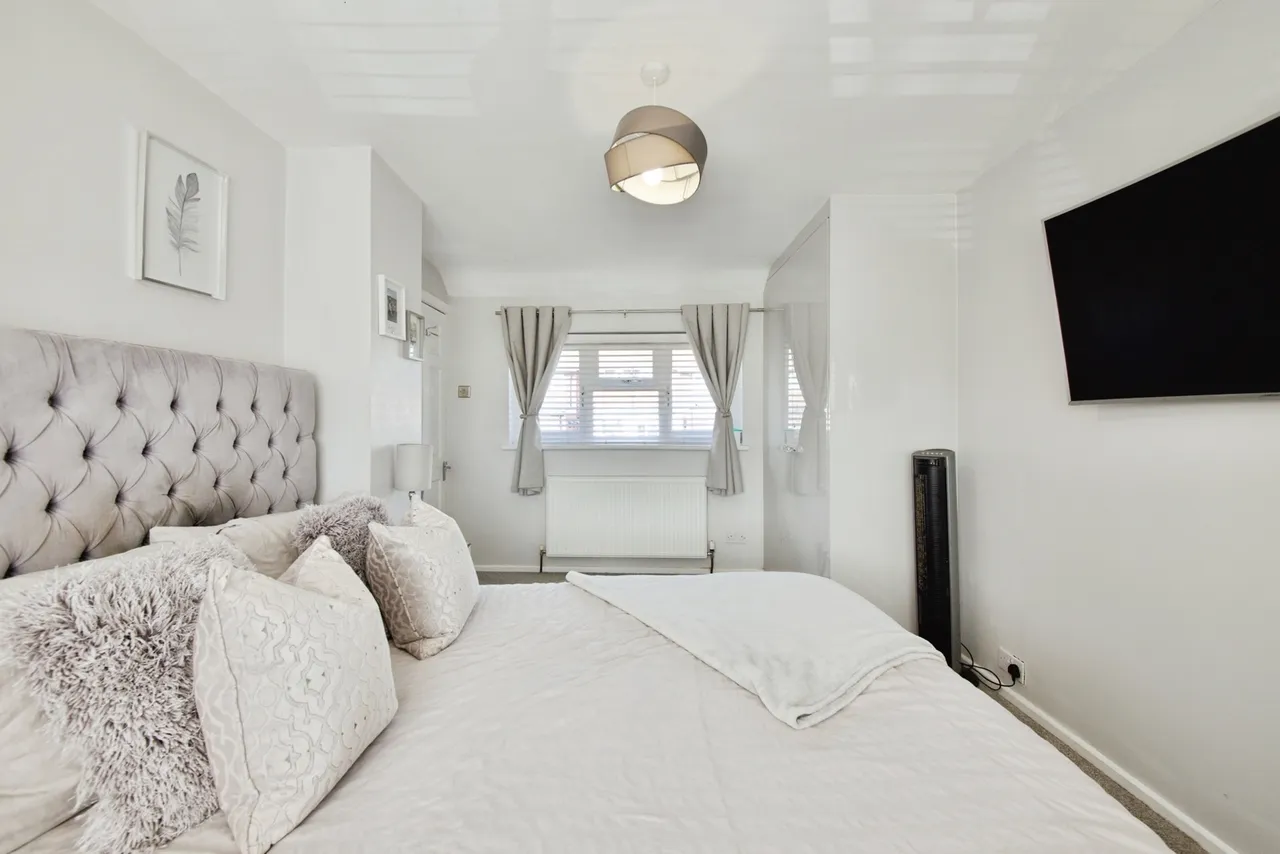 Archway, Romford, RM3, photo 13