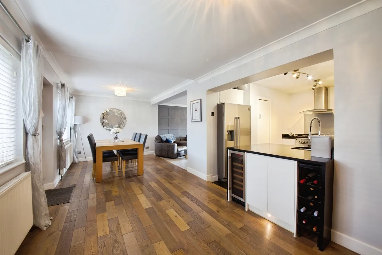 Archway, Romford, RM3, photo 6