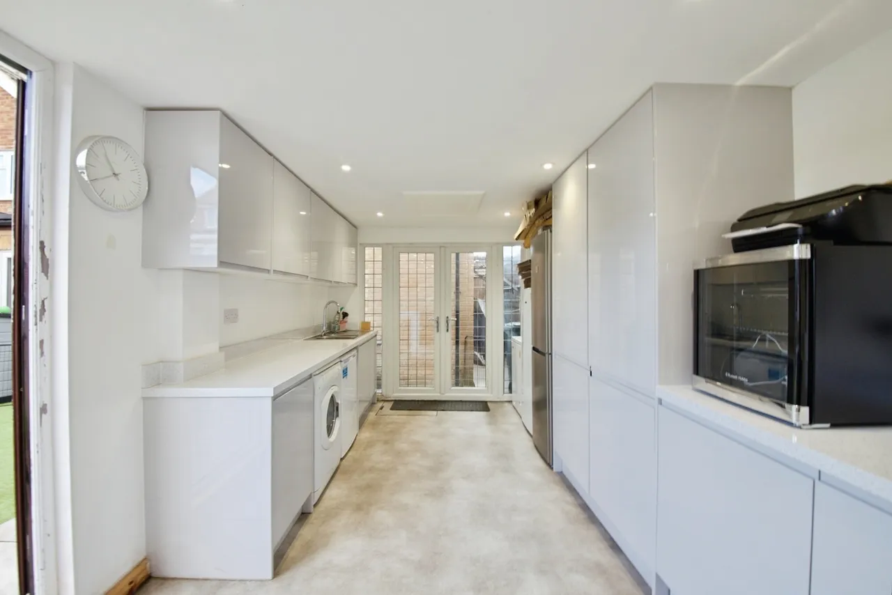 Archway, Romford, RM3, photo 17
