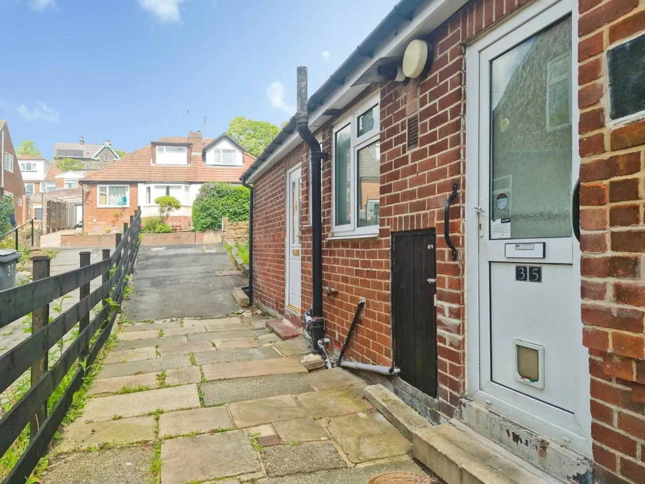 Newlay Wood Crescent, Horsforth, photo 11