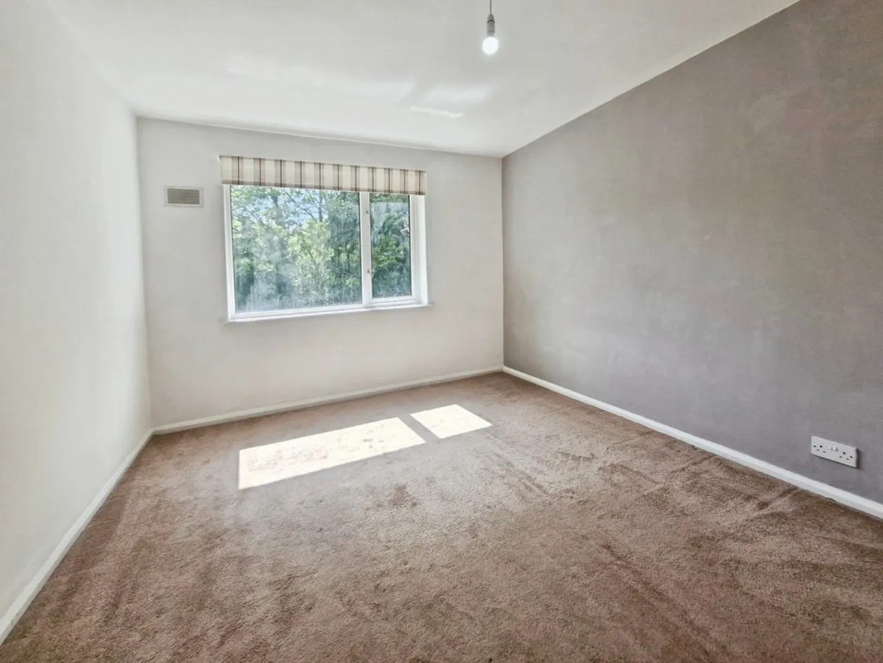 Newlay Wood Crescent, Horsforth, photo 8