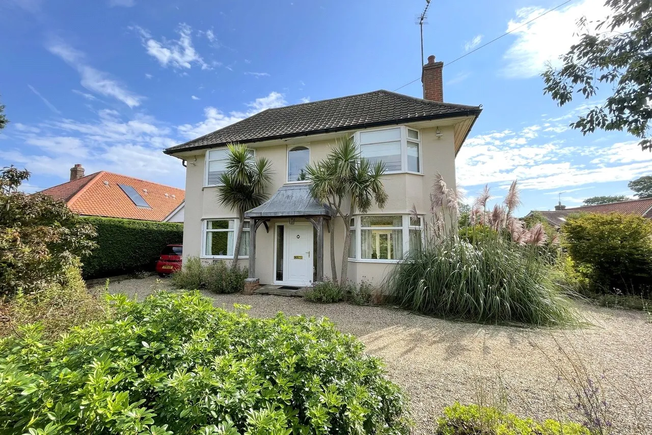 Hollesley Road, Alderton, IP12, photo 2