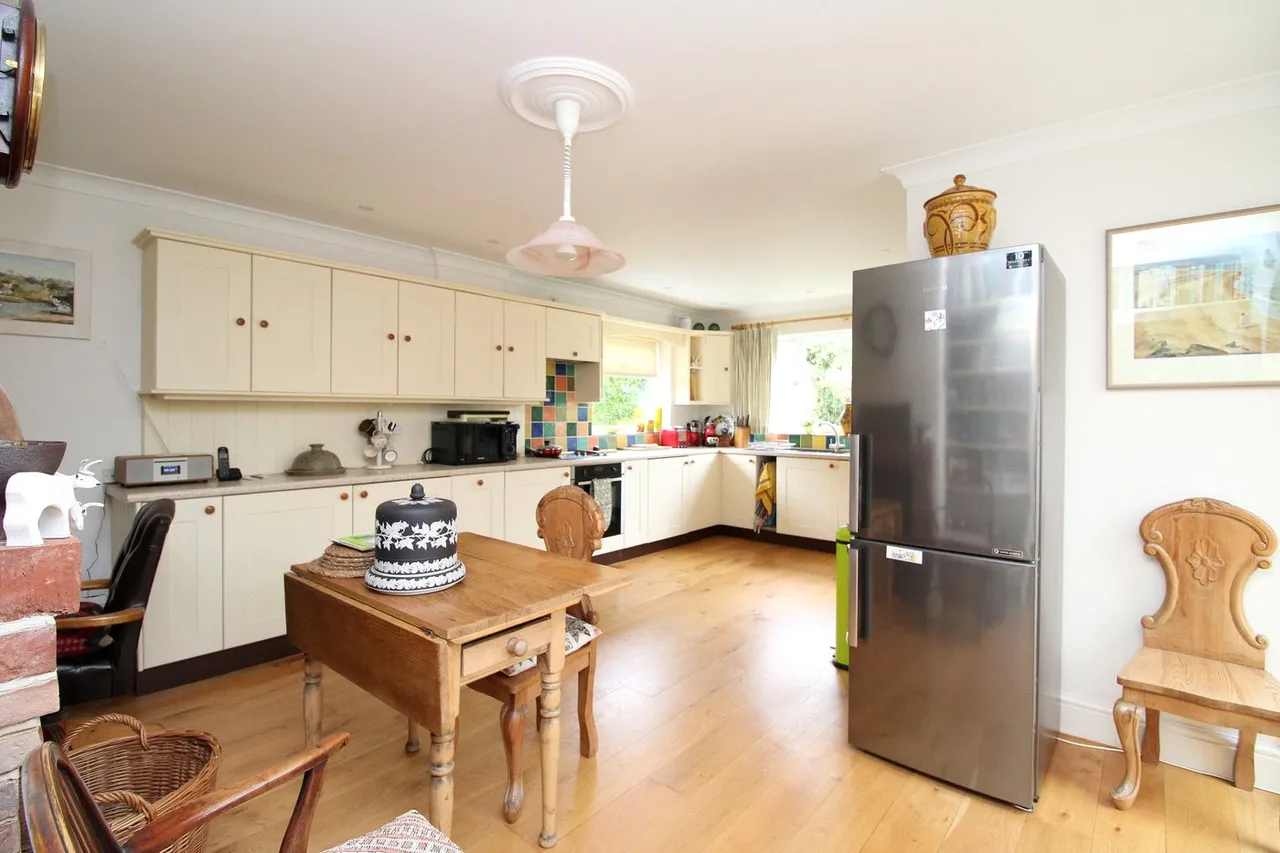 Hollesley Road, Alderton, IP12, photo 7