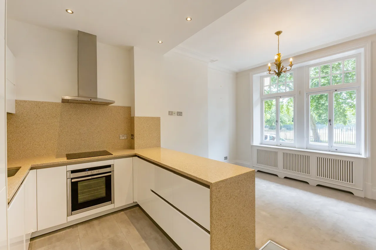 Franklins Row, London, SW3, photo 3