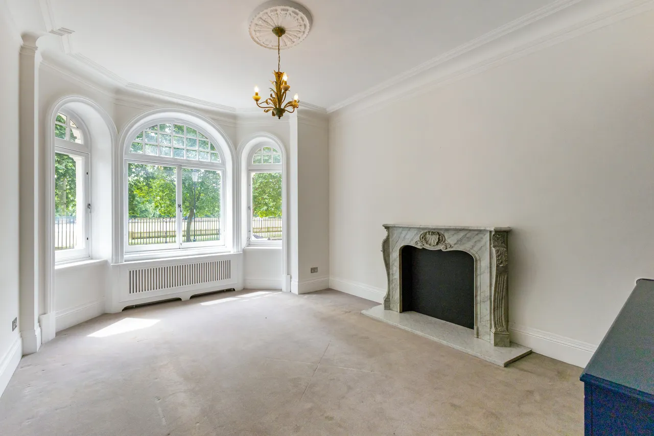 Franklins Row, London, SW3, photo 2