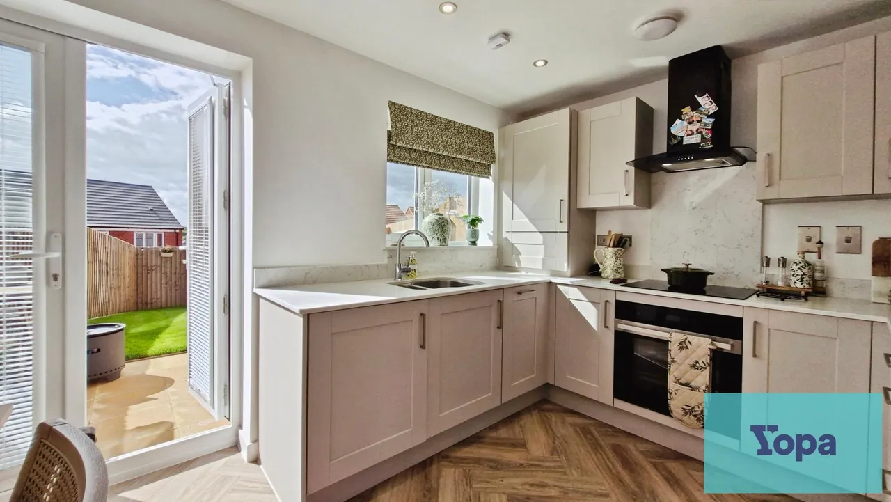 William Venables Drive, Telford, TF2, photo 4