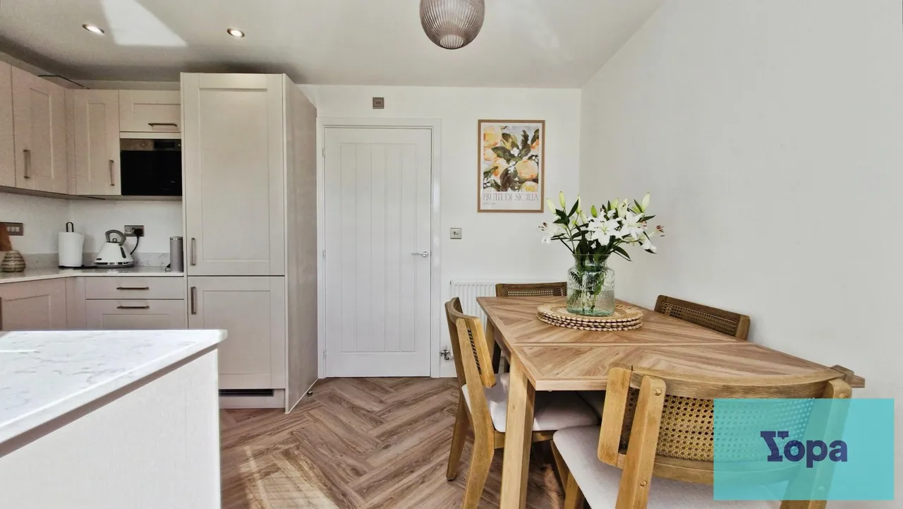 William Venables Drive, Telford, TF2, photo 6