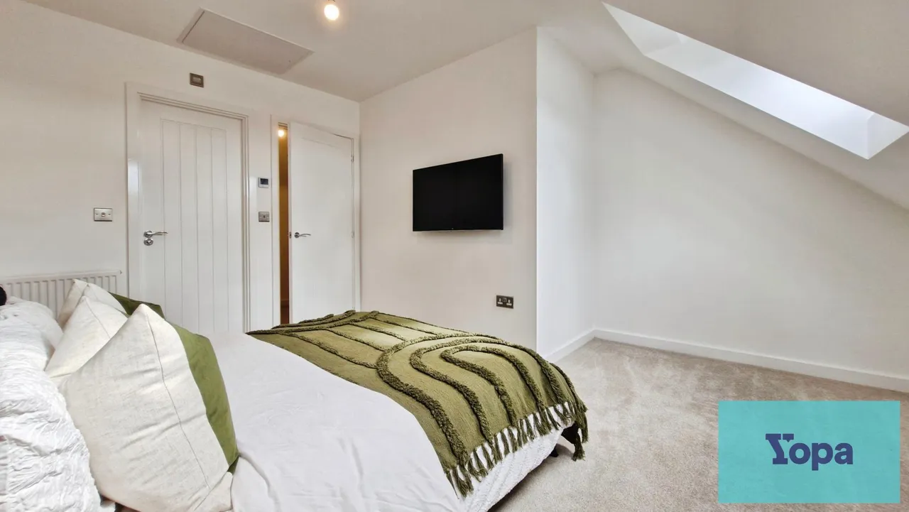 William Venables Drive, Telford, TF2, photo 14