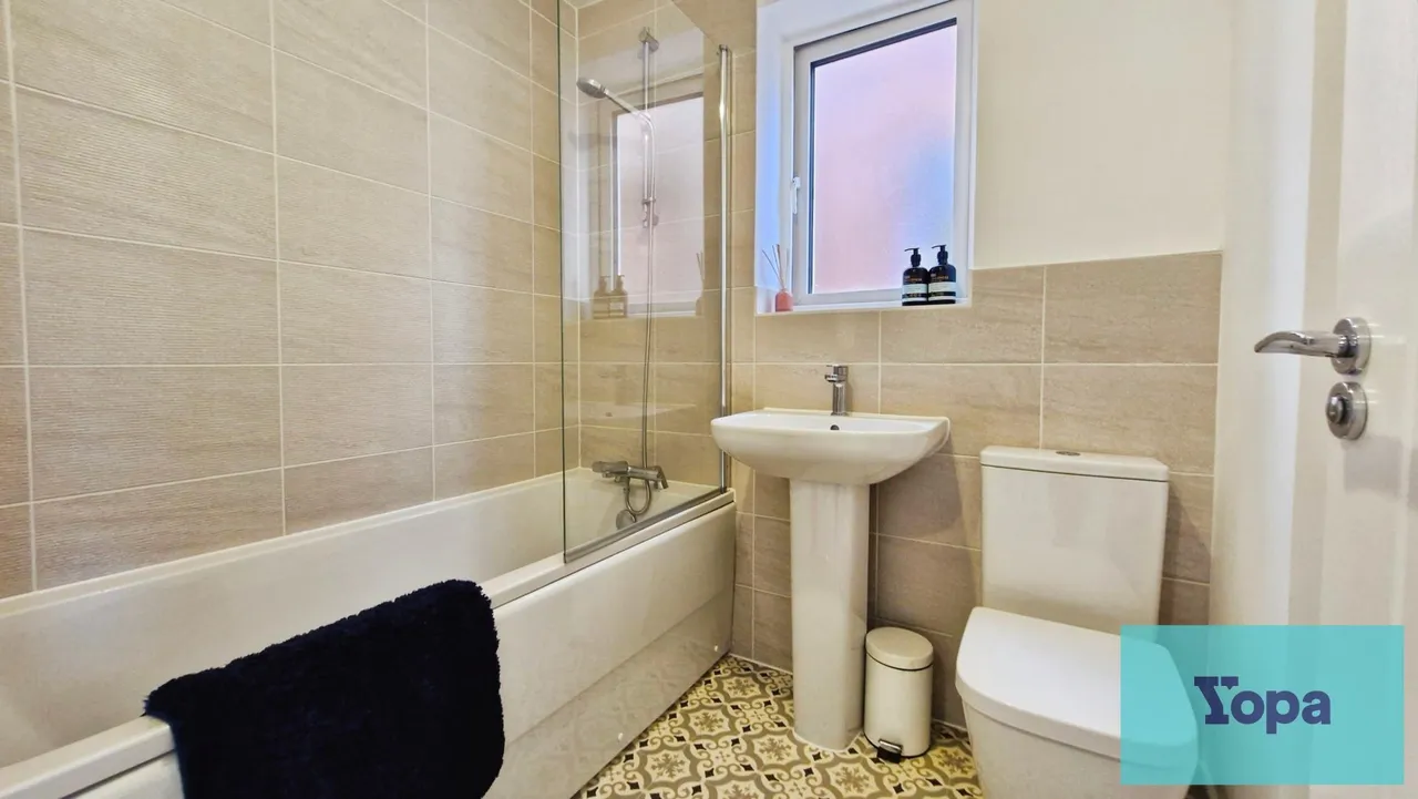 William Venables Drive, Telford, TF2, photo 20
