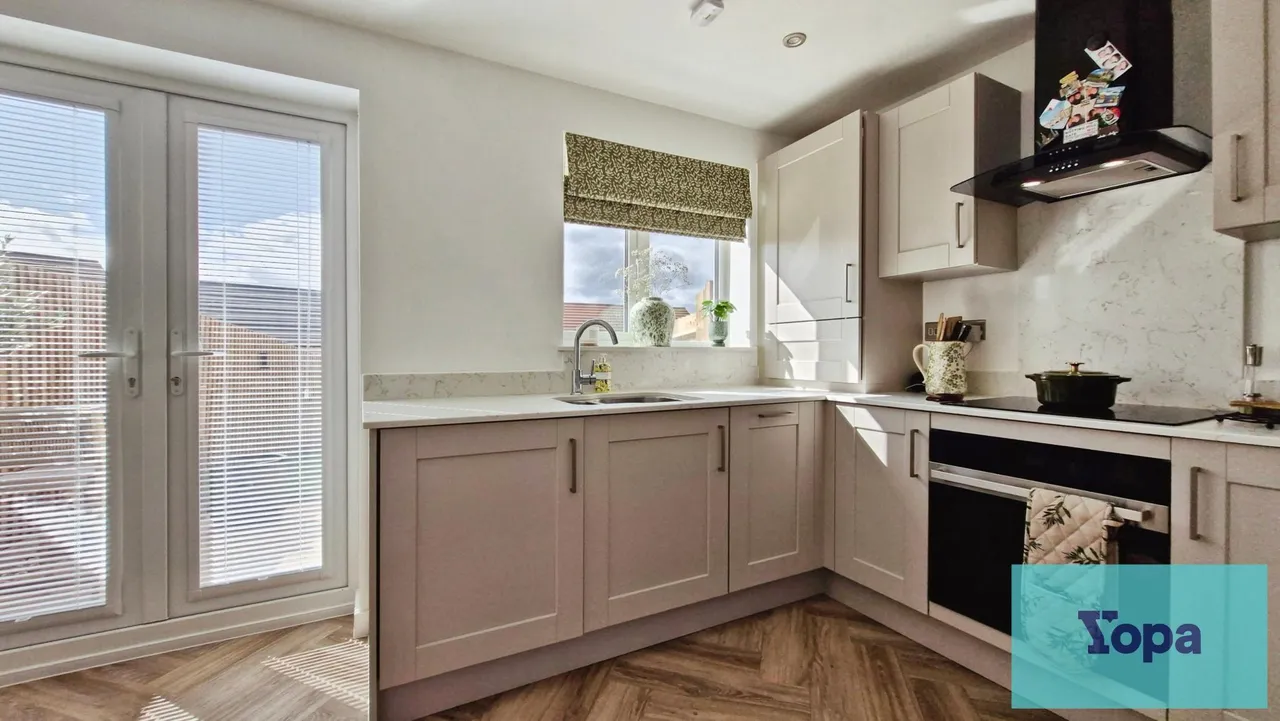 William Venables Drive, Telford, TF2, photo 8