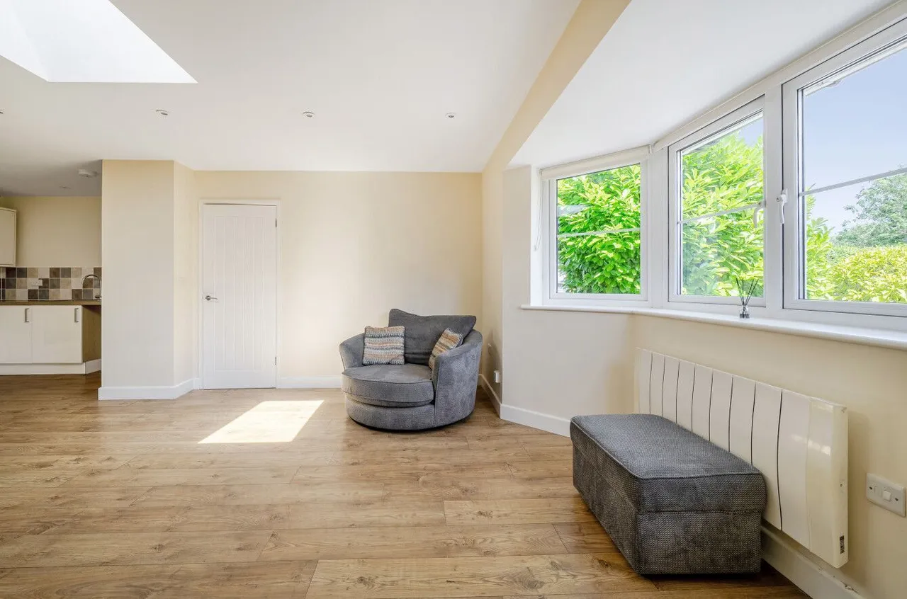 Smallbrook Road, Warminster, BA12, photo 5