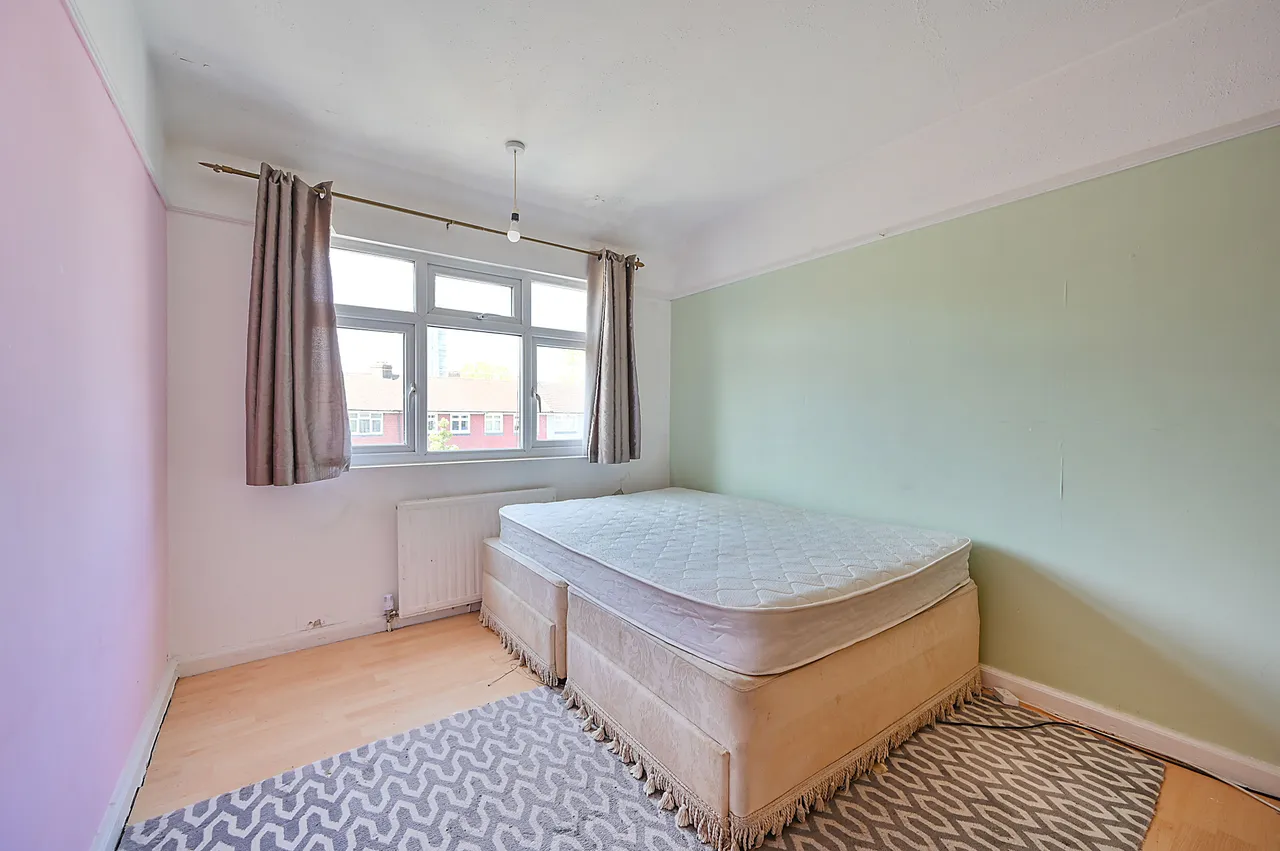 7 Hazelbank, Surbiton, photo 8