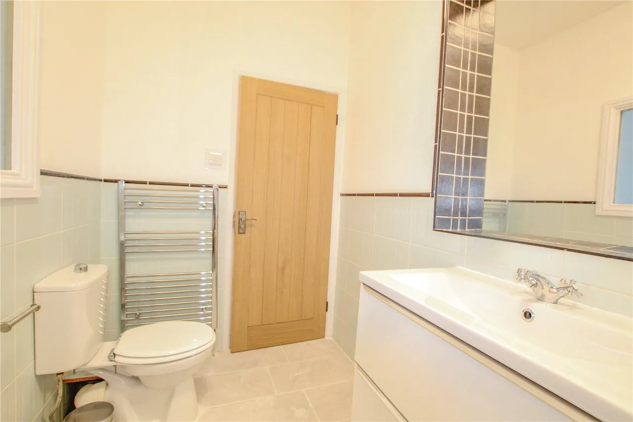 Brook Street, Moldgreen, HD5, photo 14