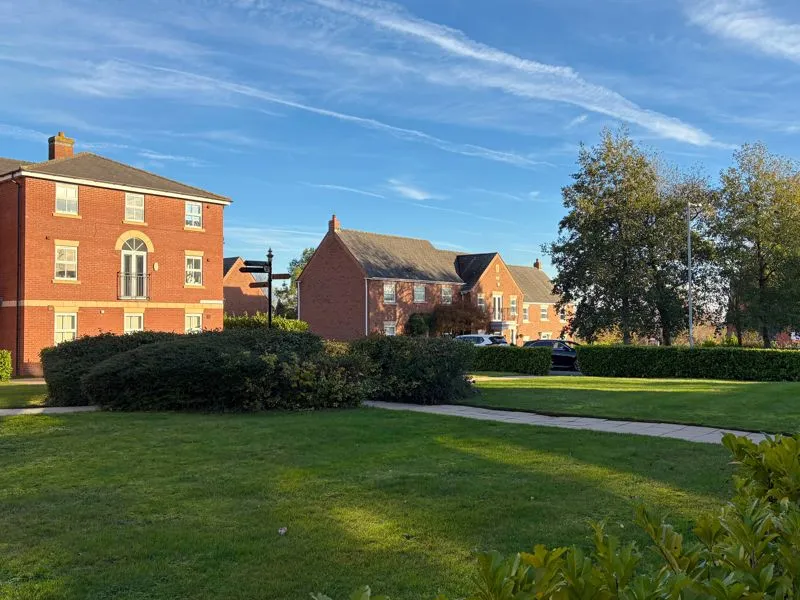 Nightingale Walk, Burntwood, WS7, photo 19