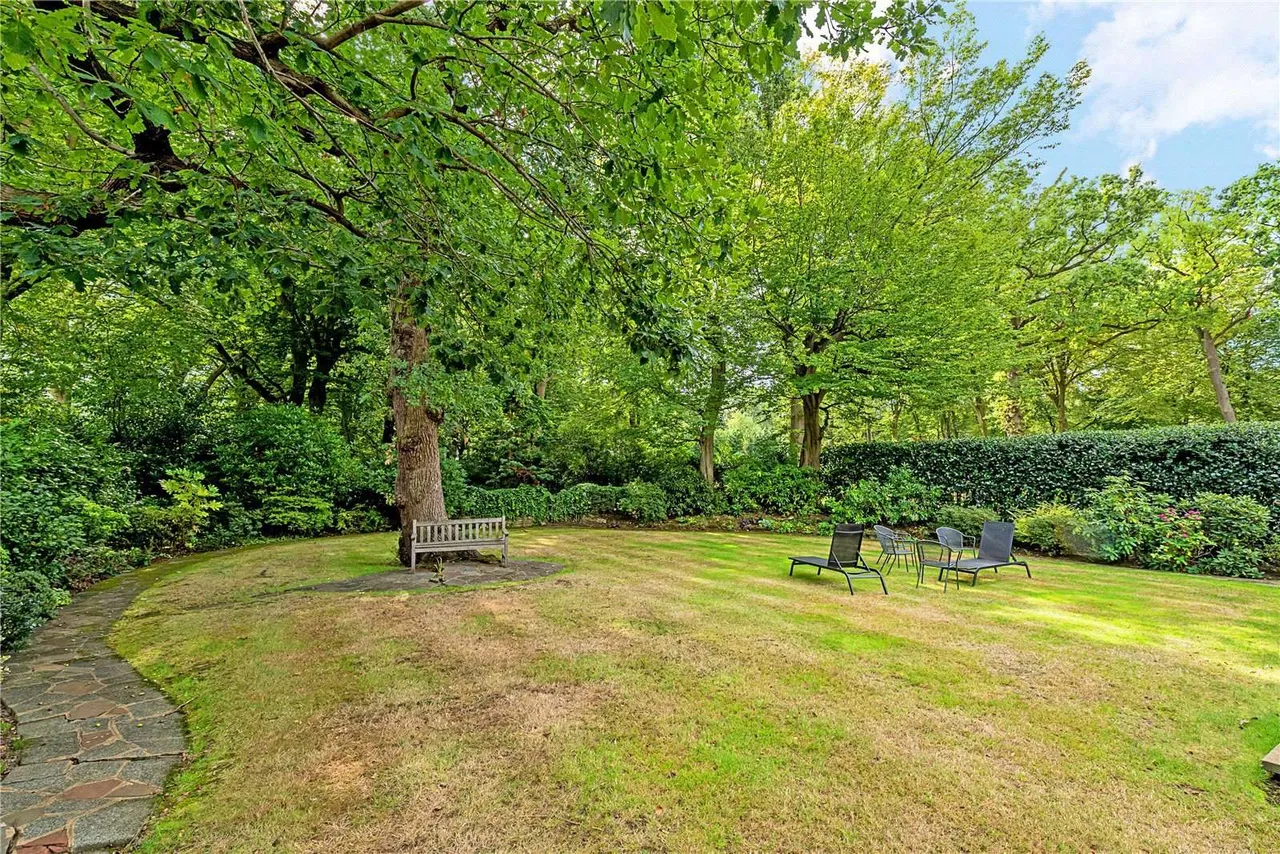 Winnington Road, Hampstead Garden Suburb, London, N2 0TP, photo 4