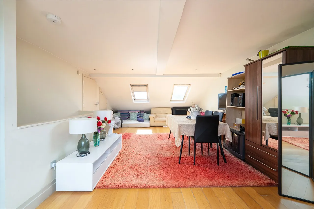 Haverstock Hill, Belsize Park, London, NW3 2AT, photo 21